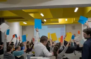 Schůze energetického družstva Hnutí DUHA